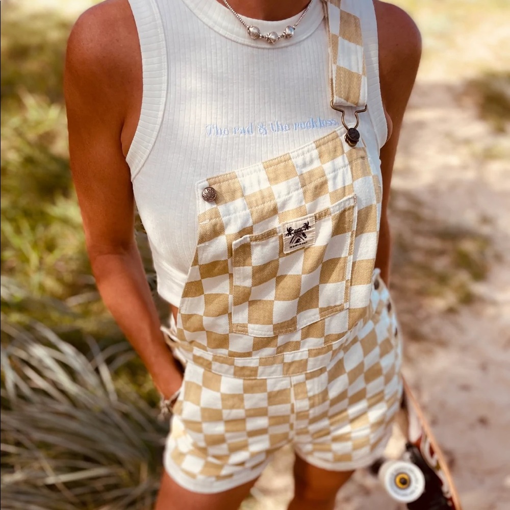 Checker checkered overalls Beige and white